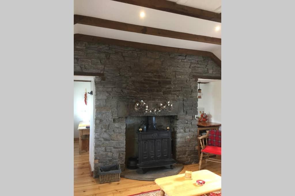 Red Stonecutters Cottage, Doolin Carrowauff المظهر الخارجي الصورة